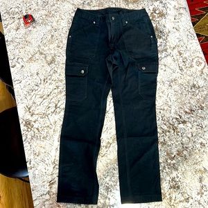 Black Duluth cargo pants